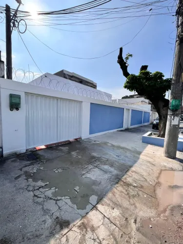 Casa Comercial para alugar na Avenida Cônego de Vasconcelos, Bangu, Rio de Janeiro - RJ