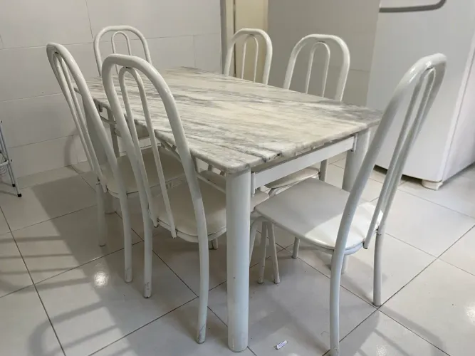 Mesa mármore branco 6 cadeiras