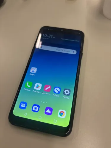 LG K40S mesma config do Moto G8 32Gb e 3Gb de ram. 