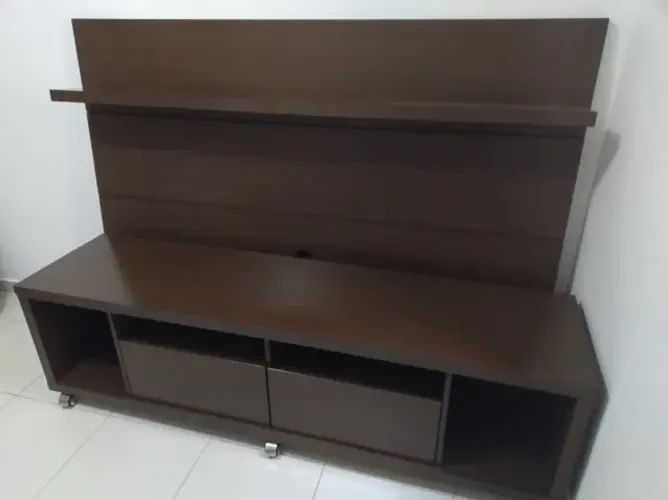 Painel de TV para sala com rack