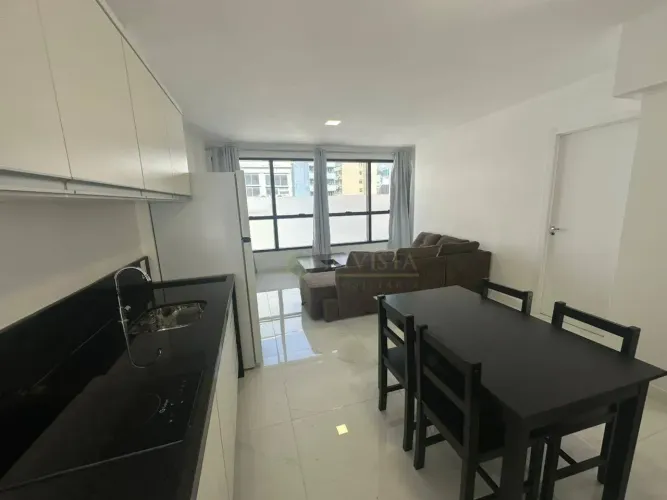 Locação | 55m² privativos e 1 quarto - Centro, em Florianópolis.