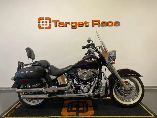 Harley-Davidson Softail Deluxe Flstn