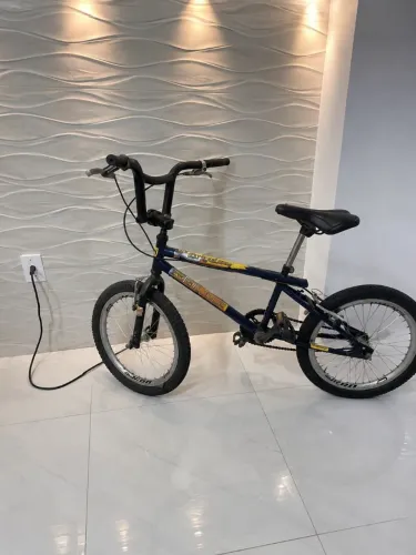 ? BMX Aro 20 | Bike Completa | Estilo Clássico. Atenção ESTA SEM OS ADESIVOS.