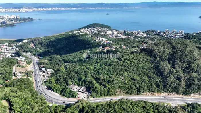 Terreno com 757m² à venda- João Paulo - Florianópolis/SC