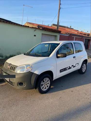 Fiat Uno Vivace 1.0 EVO Fire Flex 8V 3P 2014