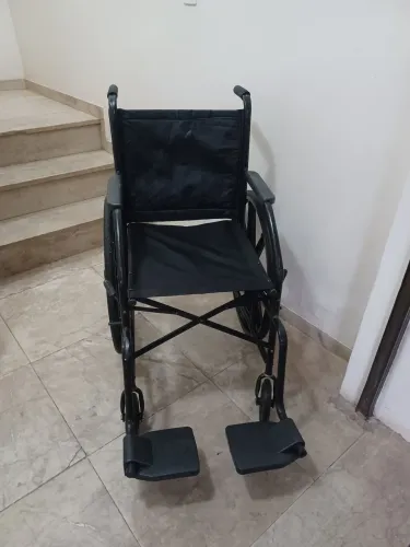 Cadeira de rodas super nova.299,00.
