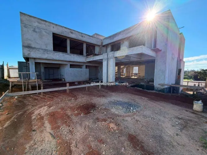 Casa com três pavimentos, elevador e academia privativa à venda - Colinas Golf Residence