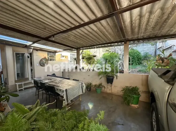 Casa à Venda 360m²; Excelente Localização no Fernão Dias!