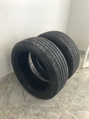 2 pneus goodride 215/50 r17