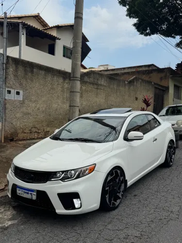 Kia Motors Cerato Koup 2.0 16V Aut. 2012