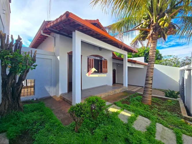 Casa à venda, 3 quartos, 1 suíte, 2 vagas, São Judas - Divinópolis/MG