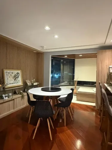 VENDO APTO RENASCENÇA I 82 m² , 02 QTS, PORTEIRA FECHADA