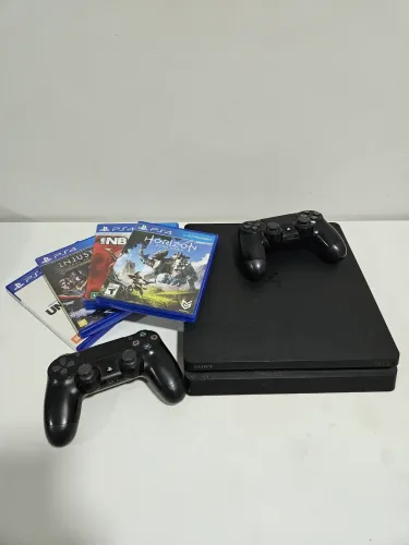 PlayStation 4 Slim 1Tb