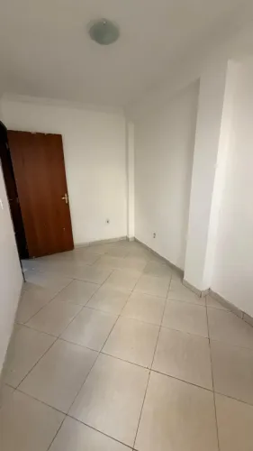 Apartamento dois quartos.