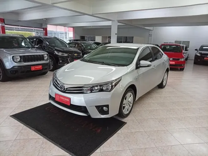Toyota Corolla GLI 1.8 Flex 16V Aut. 2015