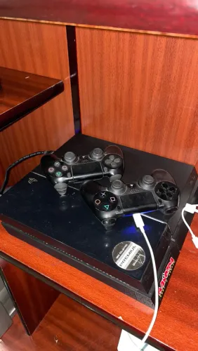 PS4 SLIM 500gb