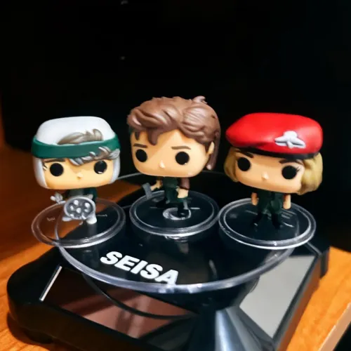Funko pocket pop de Steve/Dustin e Robin