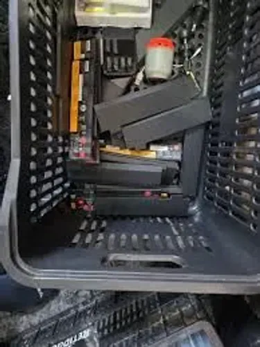 Duas baterias notebook Lenovo T470 T480 interna e externa boas preço pra ir 