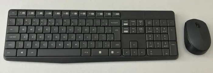 Combo Teclado e Mouse sem fio Logitech MK235