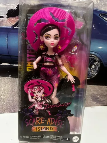 Monster High Draculaura Scare Addise Island