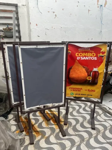 Expositor de ferro 