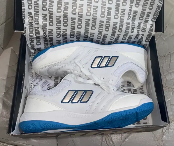 ? TÊNIS DE FUTSAL NOVO! ? Nunca usado, novinho e em perfeito estado!