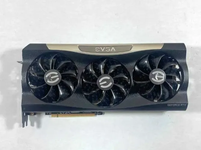 RTX 3080 - Troco por 3090 ou superior