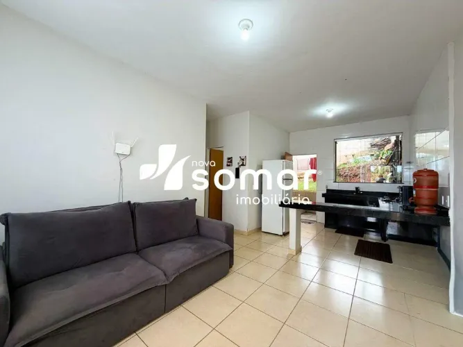 Casa à venda de Porteira fechada com 2 quartos, quintal e 2 vagas  Nova Fortaleza, Divinóp