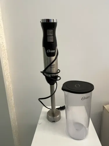 Mixer Oster Power Mixer 220V (OMIX360) com Copo e Tampa - família de mudança!