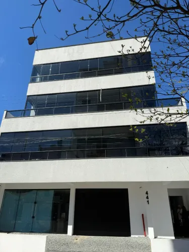 APARTAMENTO DIFERENCIADO PARA LOCAÇÃO ANUAL - GRAVATA DE NAVEGANTES