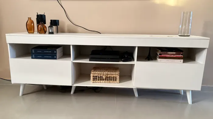 Rack para sala na cor branca
