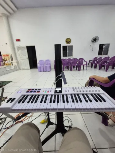 Teclado Controlador ARTURIA KEYLAB ESSENTIAL 49 TECLAS MK3 com capa