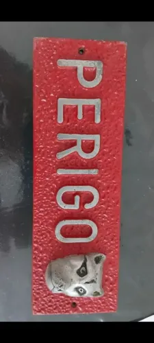 Placa de sinalização cuidado com cão ? material em ferro