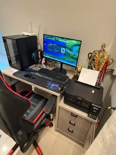 PC GAMER COMPLETO + MONITOR + PERIFÉRICOS + MESA