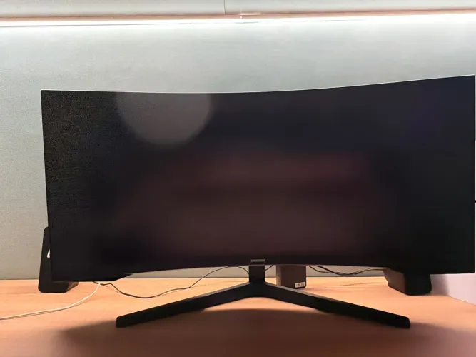 Monitor Samsung odyssey G5 curvo 34 polegadas 165hz LC34G55TWWLMZD