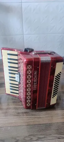 Acordeon Todeschini 48 Baixo