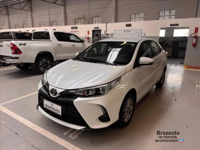 Toyota Yaris XS Sedan 1.5 Flex 16V 4P Aut. 2024