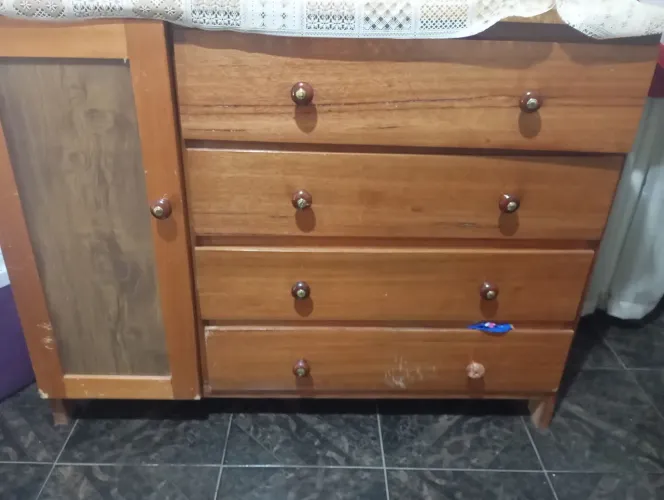 Comoda nova 