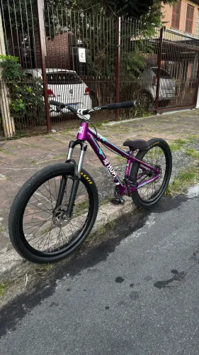 bicicleta hupi whistler 2025 