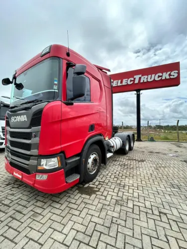 Scania R540.