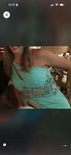 Vestido Longo Azul Tiffany Bordado em Pedrarias - Madrinha, Casamento e Formatura