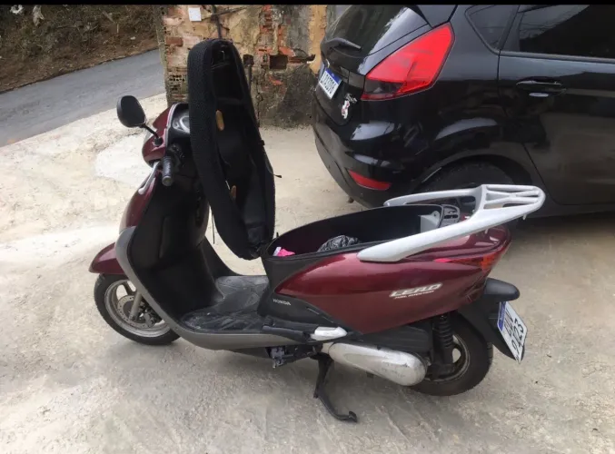 Honda lead