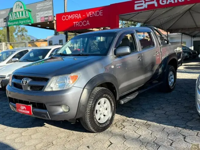 Toyota Hilux CD D4-d 4X4 2.5 16V 102cv TB Dies. 2008