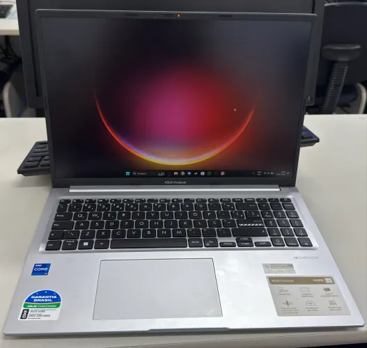 Asus vivobook 16 pol i7 13 gen. 24gb ram 512gb nvme