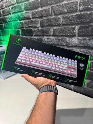 TECLADO MECÂNICO T-DAGGER BORA RGB BRANCO (SWITCH BROWN)