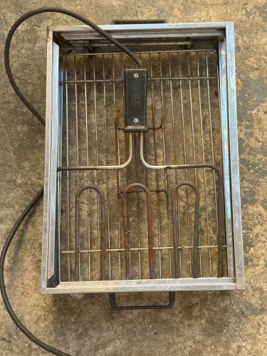 CHURRASQUEIRA ELÉTRICA 127V