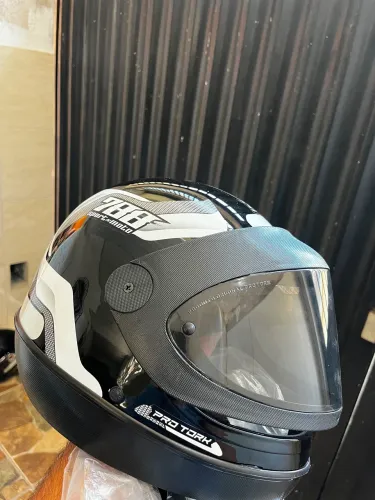 Vendo capacete novo 