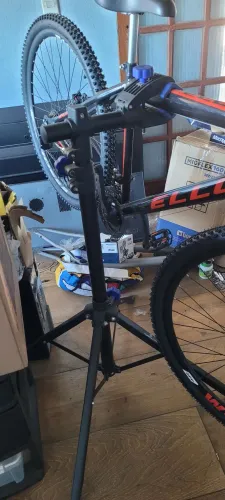 Suporte manutenção de bicicleta