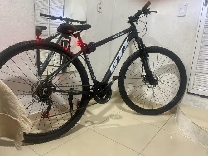 Bicicleta GT ROWA - trilha e uso diário 