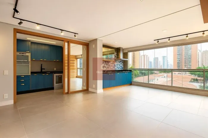 Apartamento totalmente formado com 134m², 3 dormitórios, sendo 2 suítes, 2 vagas.